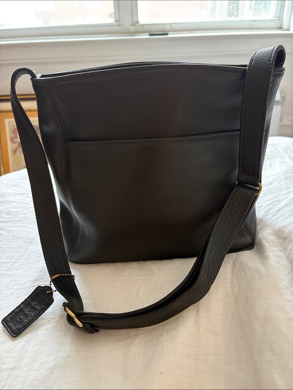 Coach RARE tumbled calf bag w/ compartments, original brass zipper-pull & Coa…